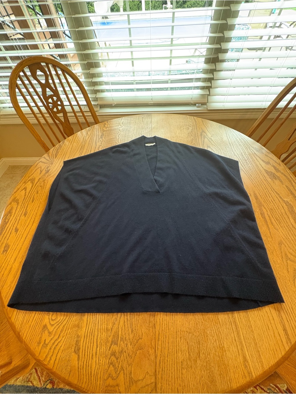 Vince Black Wool Cashmere V-neck Sleeveless Oversized Poncho Sweater XS